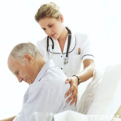 Болки в гърба: защо се появяват, профилактика и лечение