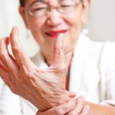 Старчески изменения в ставите: кога времето не лекува?