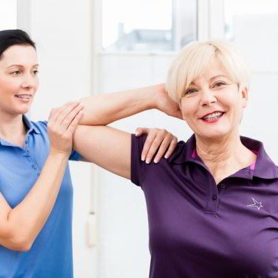 Какво е кинезитерапия и за ходенето на човека изправен